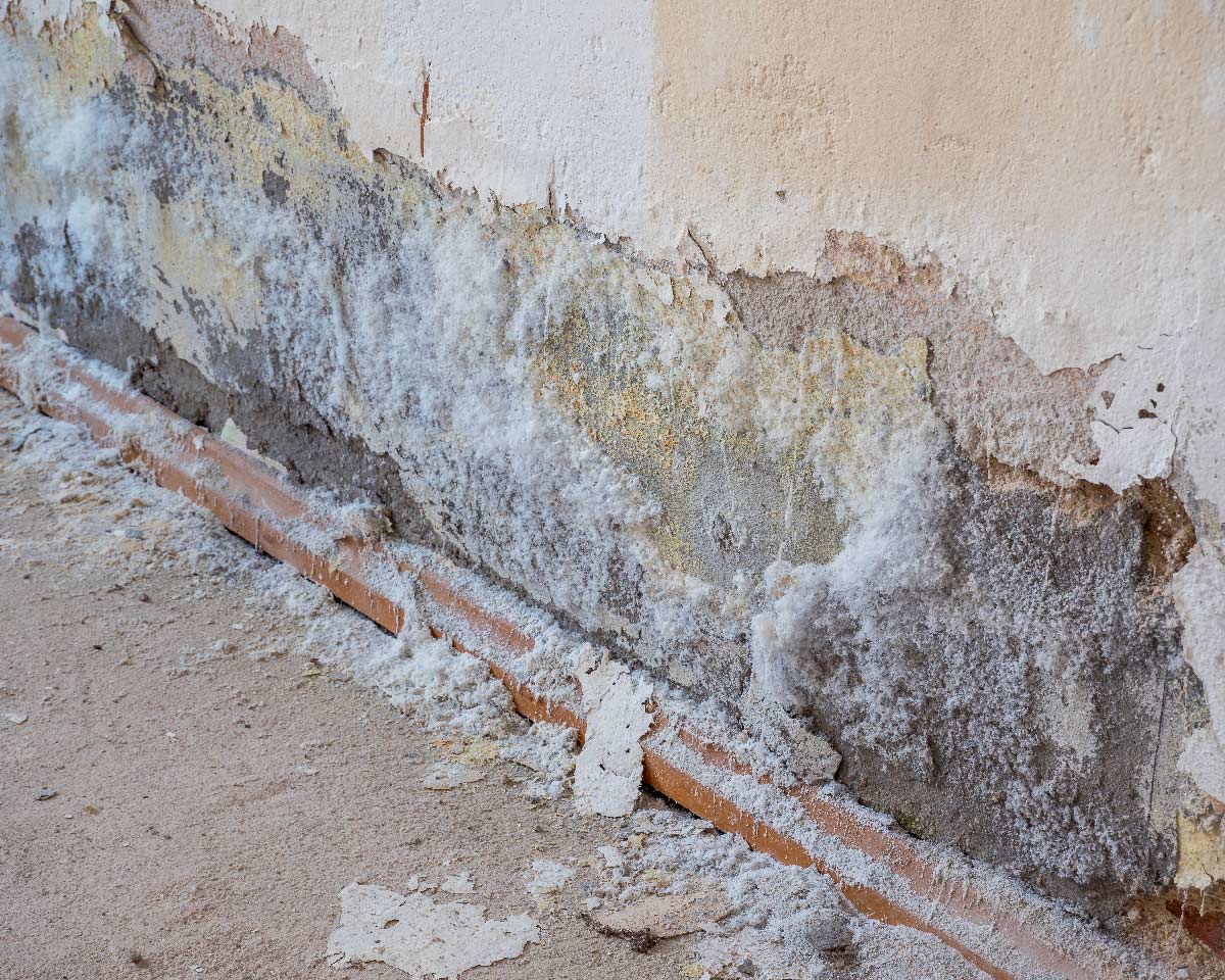Stopper définitivement les remontées d’eau dans les murs